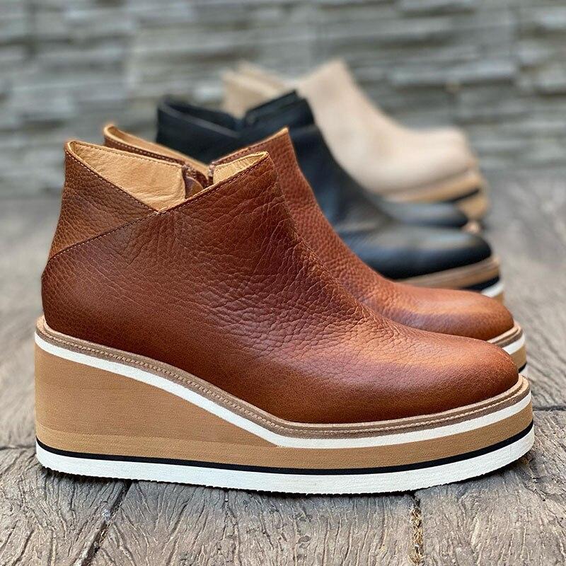 Pohodlné kotníkové boty na platformě - Mira