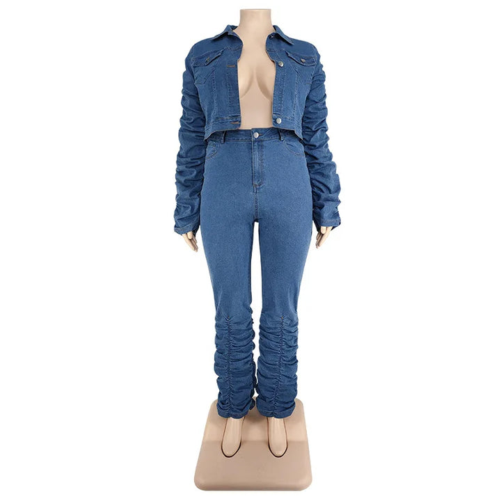 Blaue Damen-Jeansjacke und Hose Set, Rüschen, modisch, Denim, Freizeitkleidung.