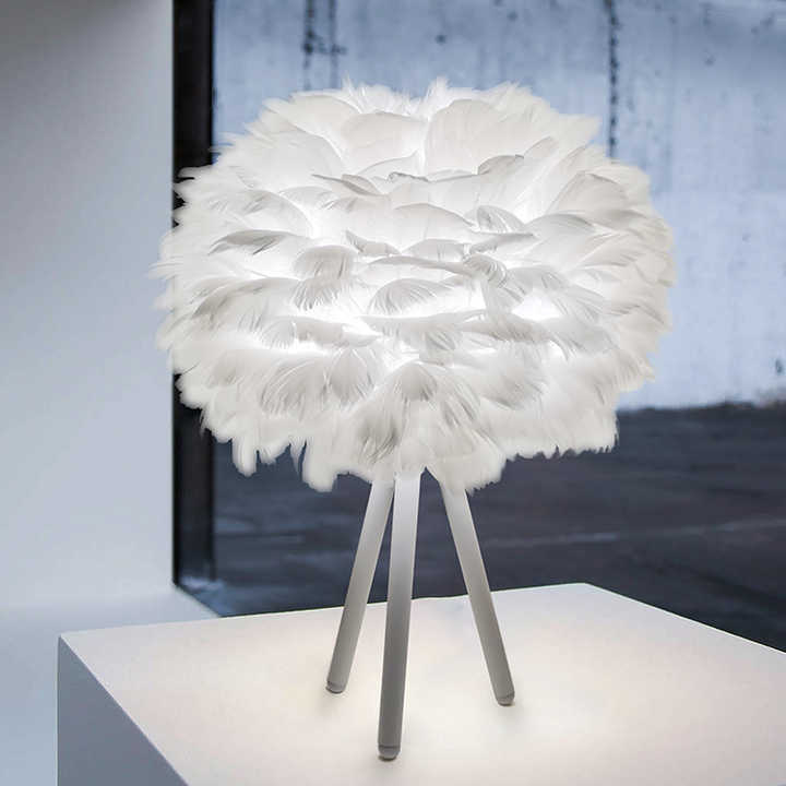 Stolní lampa s nastavitelností jasu a luxusními pery – Pluma