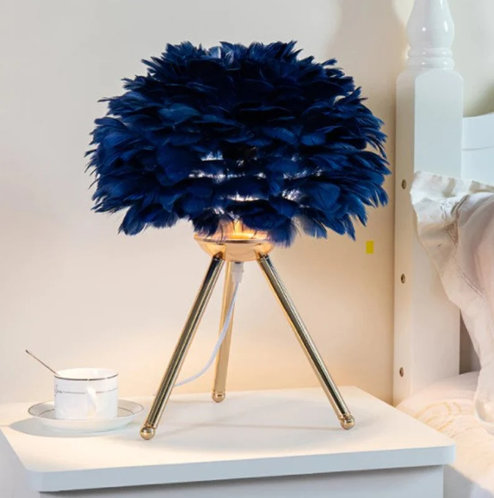 Stolní lampa s nastavitelností jasu a luxusními pery – Pluma