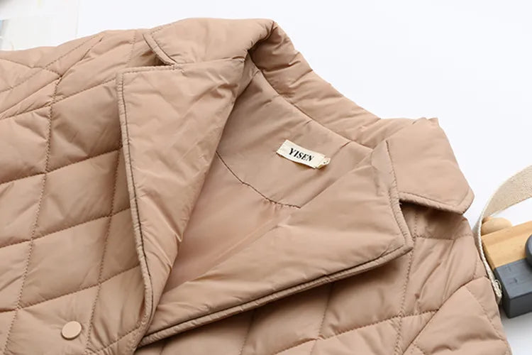 Beige gesteppte Damenjacke, Yisen, modisch, warm, Herbst-Winter, elegantes Design.