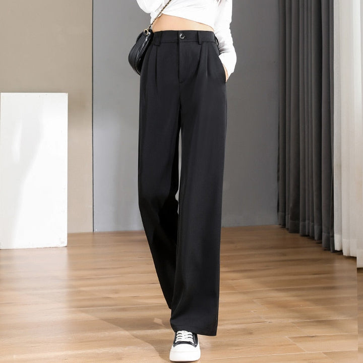 Damenhose schwarz, elegant, weit geschnitten, hohe Taille, Büro-Mode, Herbst-Winter-Trend