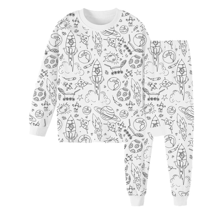 Kinder-Pyjama Set, weiß, mit Weltraum-Motiven, Raketen und Planeten, aus Baumwolle.