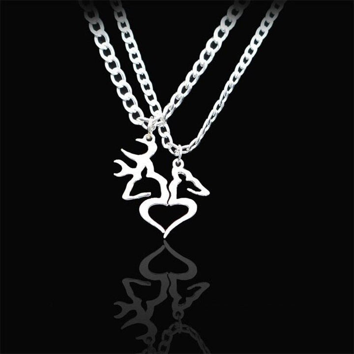 Silberne Pferde-Halskette mit Herzanhänger, elegantes Design, Damen-Schmuck.