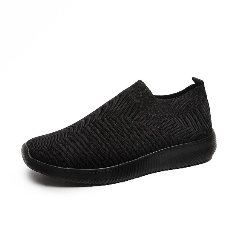 Schwarzer Sneaker aus Mesh, rutschfest, atmungsaktiv, für Herren, bequeme Freizeitschuhe.