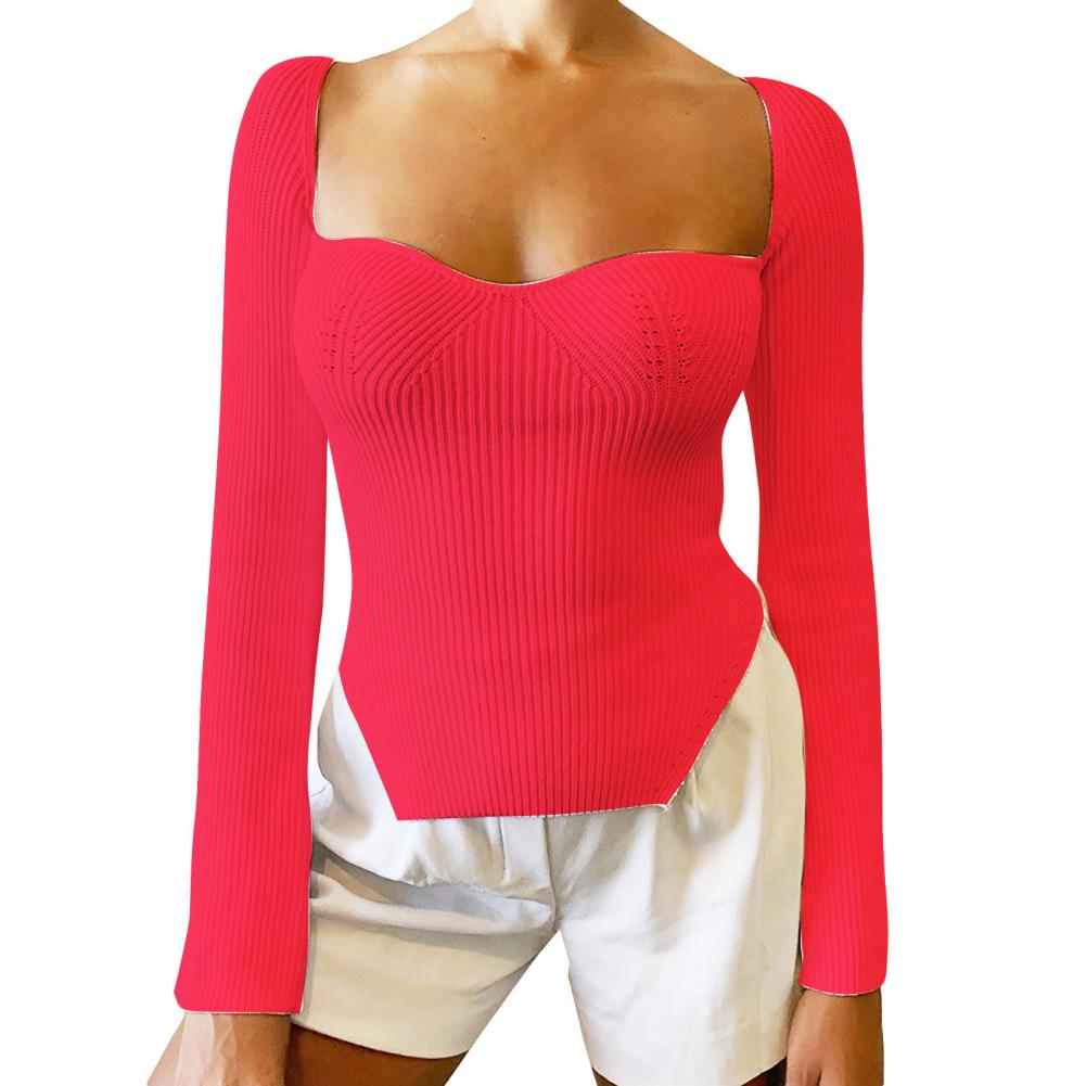 Rotes, geripptes Damen-Oberteil mit langen Ärmeln, quadratischem Ausschnitt, modisch, elegant.