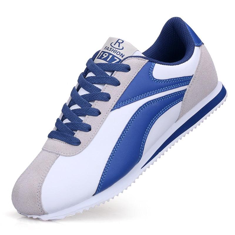 Blauer und weißer Sneaker, Herren-Laufschuh, modisches Design, bequeme Sportschuhe.