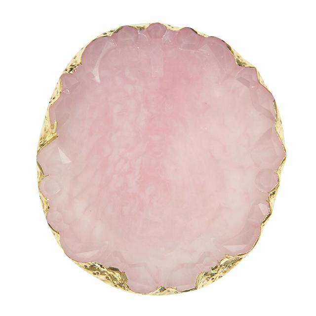 Rosa Harz-Schmuckplatte mit goldenen Rändern, ideal als Organizer für Halsketten und Ohrringe.