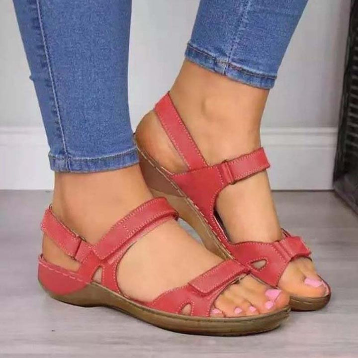 Rote Damen-Sandalen, bequem, Leder, Klettverschluss, Sommermode, Freizeit, flache Sohle.