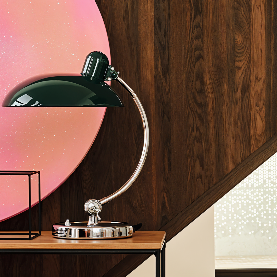 Nastavitelná vintage stolní lampa z železa – Virella