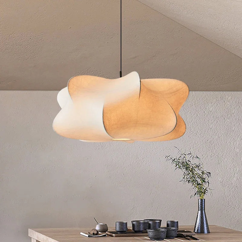 Japonská hedvábná závěsná lampa ve stylu Wabi-Sabi - Sana