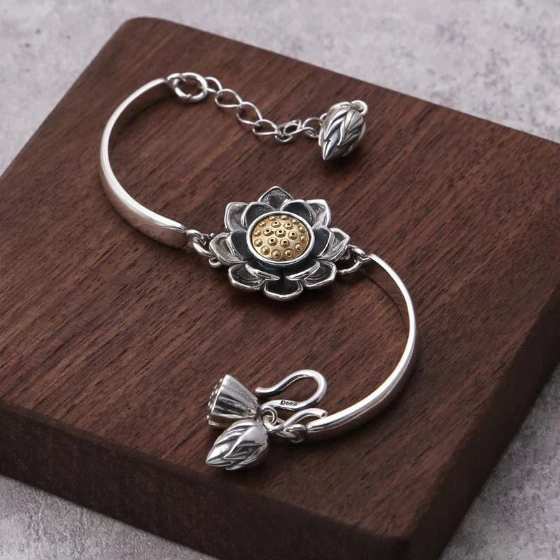 Silberarmband mit Lotusblume, verstellbar, Damen-Schmuck, elegantes Design, Geschenkidee.