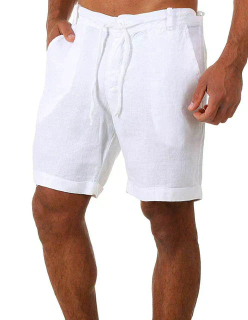 Weiße Herren-Shorts aus Leinen, lässig, ideal für Sommer und Strand.