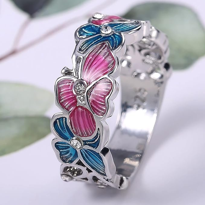Silberring mit rosa und blauen Schmetterlingen, Kristallakzenten, Damenmode-Schmuck.