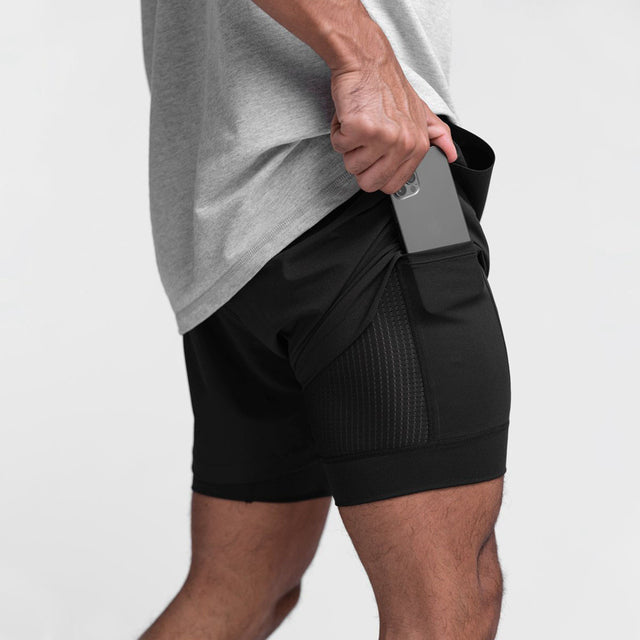 Trendové sportovní šortky s prodyšným materiálem a boční kapsou – Marky
