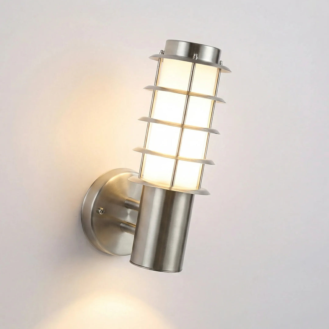 Modern Outdoor Wall Sconce - Aurenox