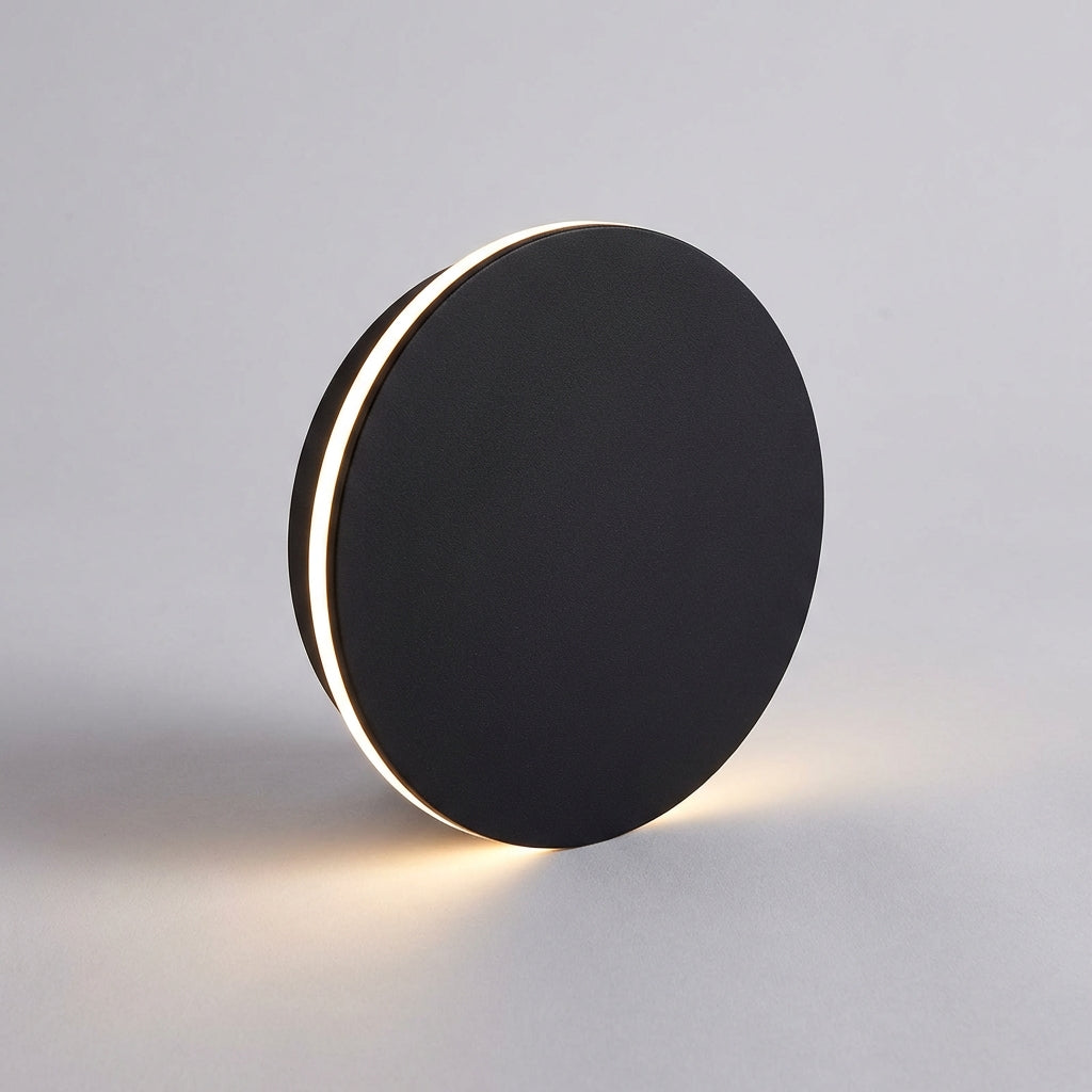 Modern Outdoor Wall Sconce - Solinex