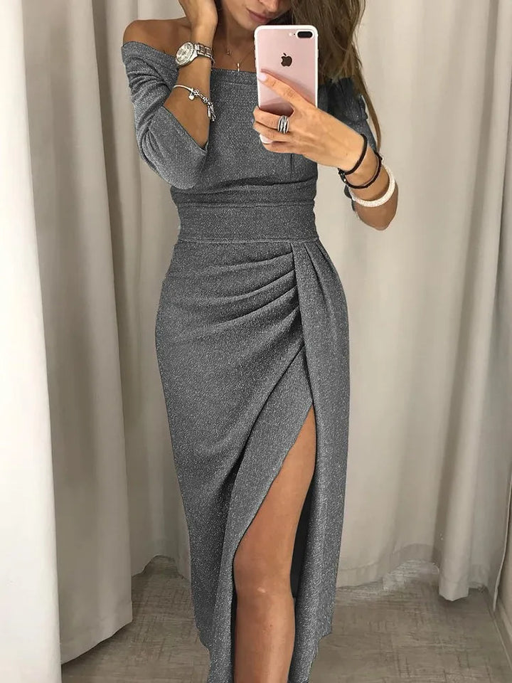 Graues, schulterfreies Damenkleid mit Beinschlitz, elegantes Design, Herbstmode.