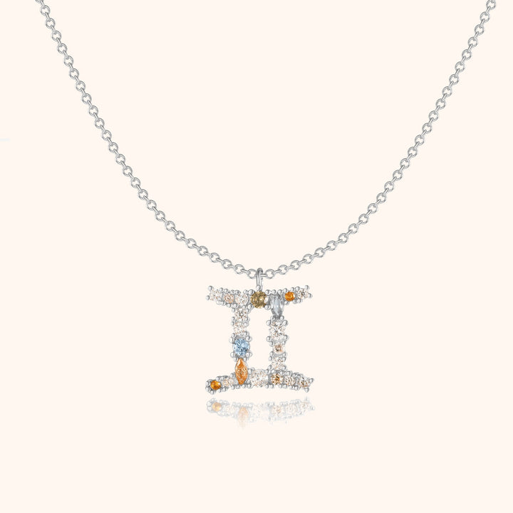 Silberne Halskette mit funkelndem Zwillingsanhänger, Kristalle, Schmuck, Damenaccessoire.