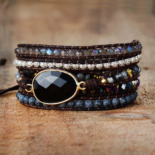 Boho-Armband, 5-reihig, Leder, schwarzer Onyx, handgefertigt, Damen-Schmuck, modisch.