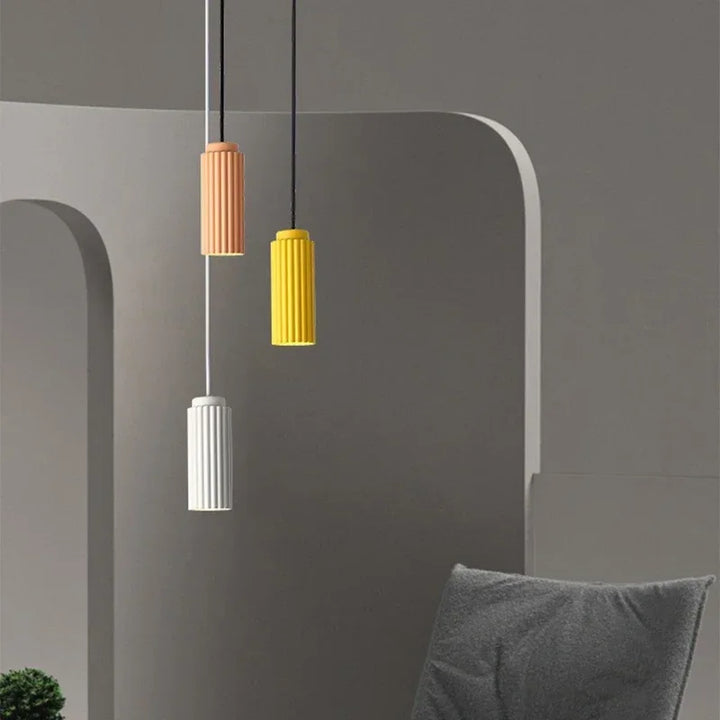 Moderne Nordic LED Pendelleuchte, mehrfarbig, für Wohnzimmer, Schlafzimmer, Esszimmer.