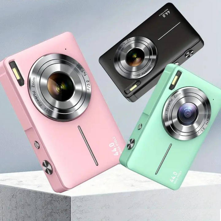 Retro digitální fotoaparát – Snapora