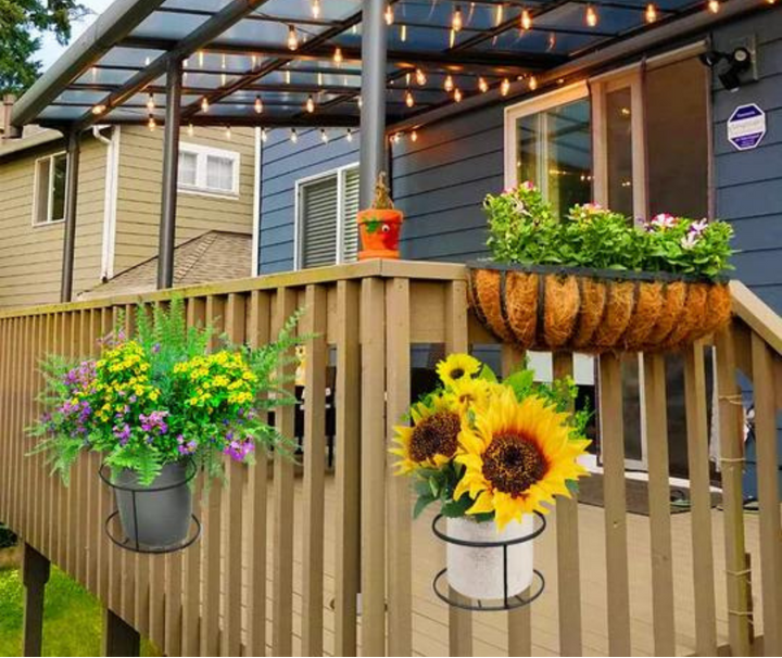 Závěsný květinový stojan na zábradlí – Balconia