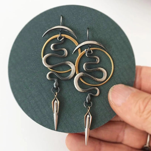 Silberne, geometrische Schlangen-Ohrringe, Vintage-Design, kreativ, handgefertigt, Damen-Schmuck.