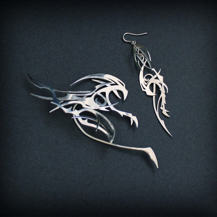 Silberne, geometrische Schlangen-Ohrringe, Vintage-Design, kreativer Schmuck für Damen.