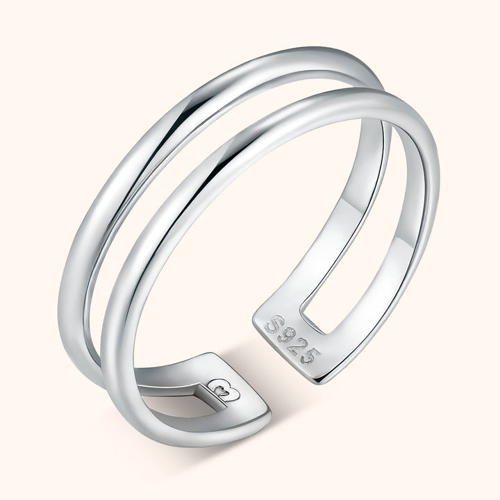 Silberner S925-Ring, offenes Design, minimalistischer Schmuck, verstellbar, Damenaccessoire.