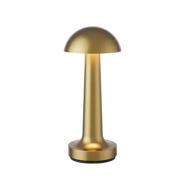 Goldene Tischlampe im Kuppeldesign, ideal für Restaurants und Bars, modernes Dekor.