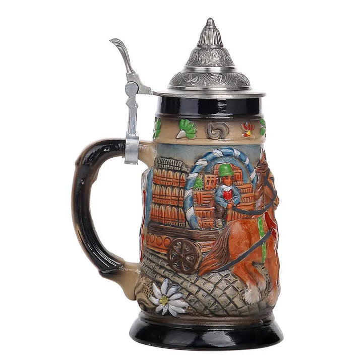 Pivní džbán s reliéfem a cínovým víkem (0,8 L) – GaudiKrug Oktoberfest 2025