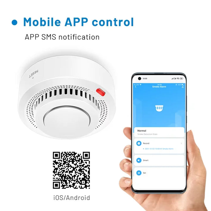 Inteligentní WiFi kouřový a požární hlásič 85 dB – SafeSense