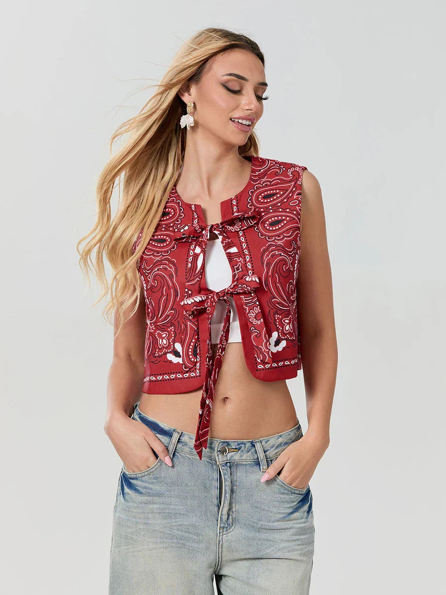 Y2K červený bandana zavinovací top – trendy cropovaný streetwear horní díl - Liora