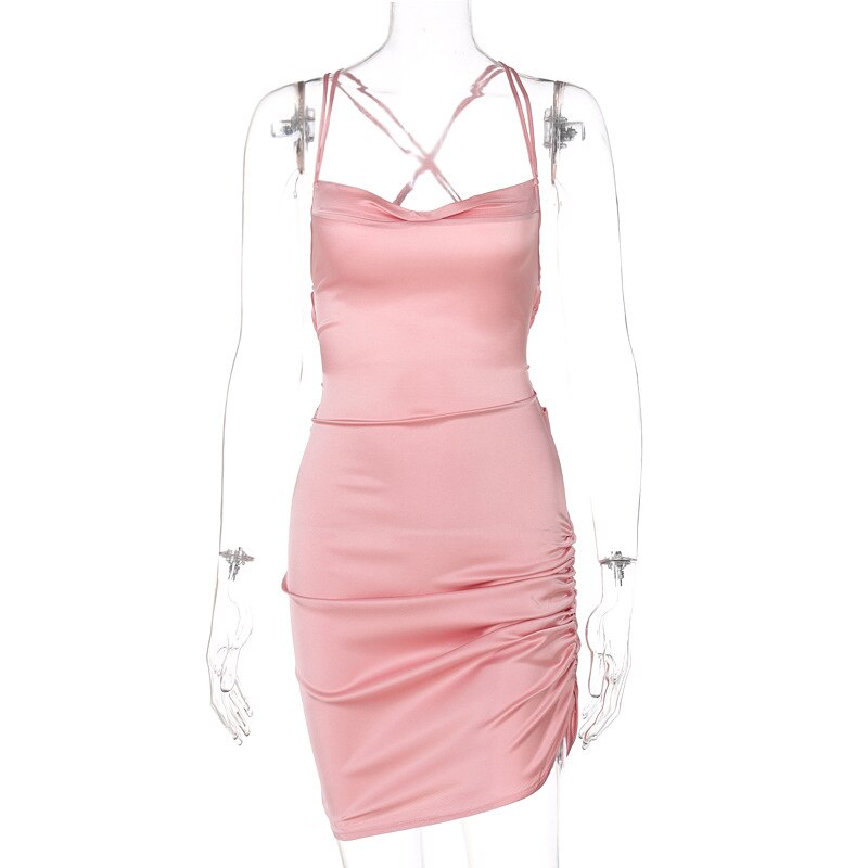 Rosa Satin-Minikleid mit Spaghettiträgern, figurbetont, elegant, Damenmode.