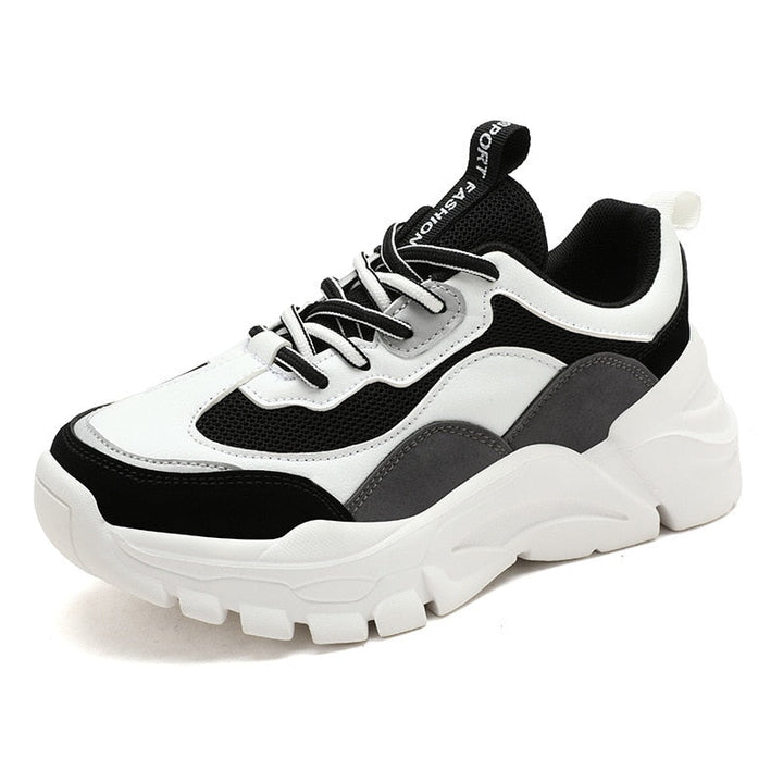 Schwarz-weißer Sneaker, Herren, atmungsaktiv, modisch, sportlich, rutschfeste Sohle.