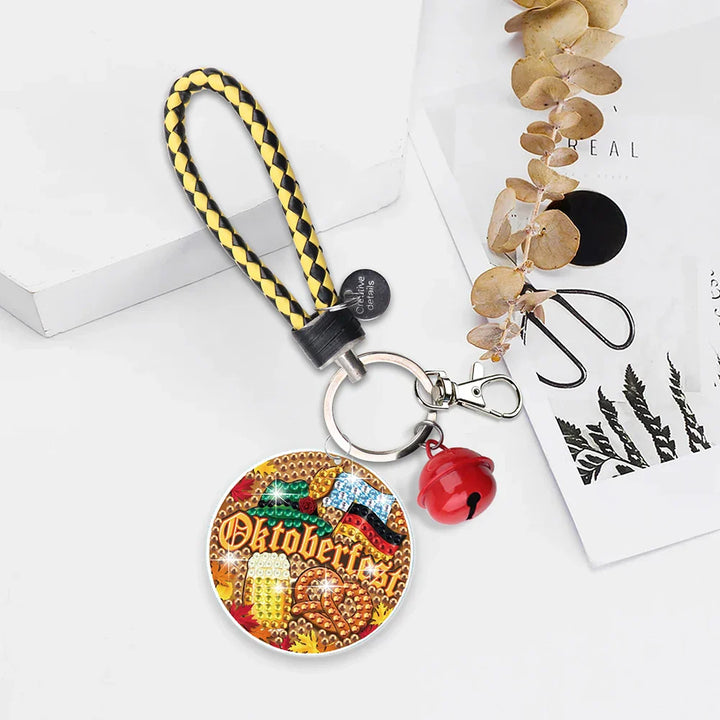 DIY diamantové malování – klíčenka: Třpytivé srdce Oktoberfest 2026