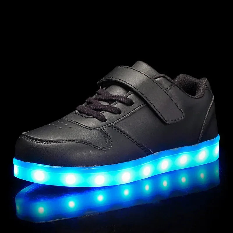 Dětské LED tenisky s efektem změny barvy při chůzi