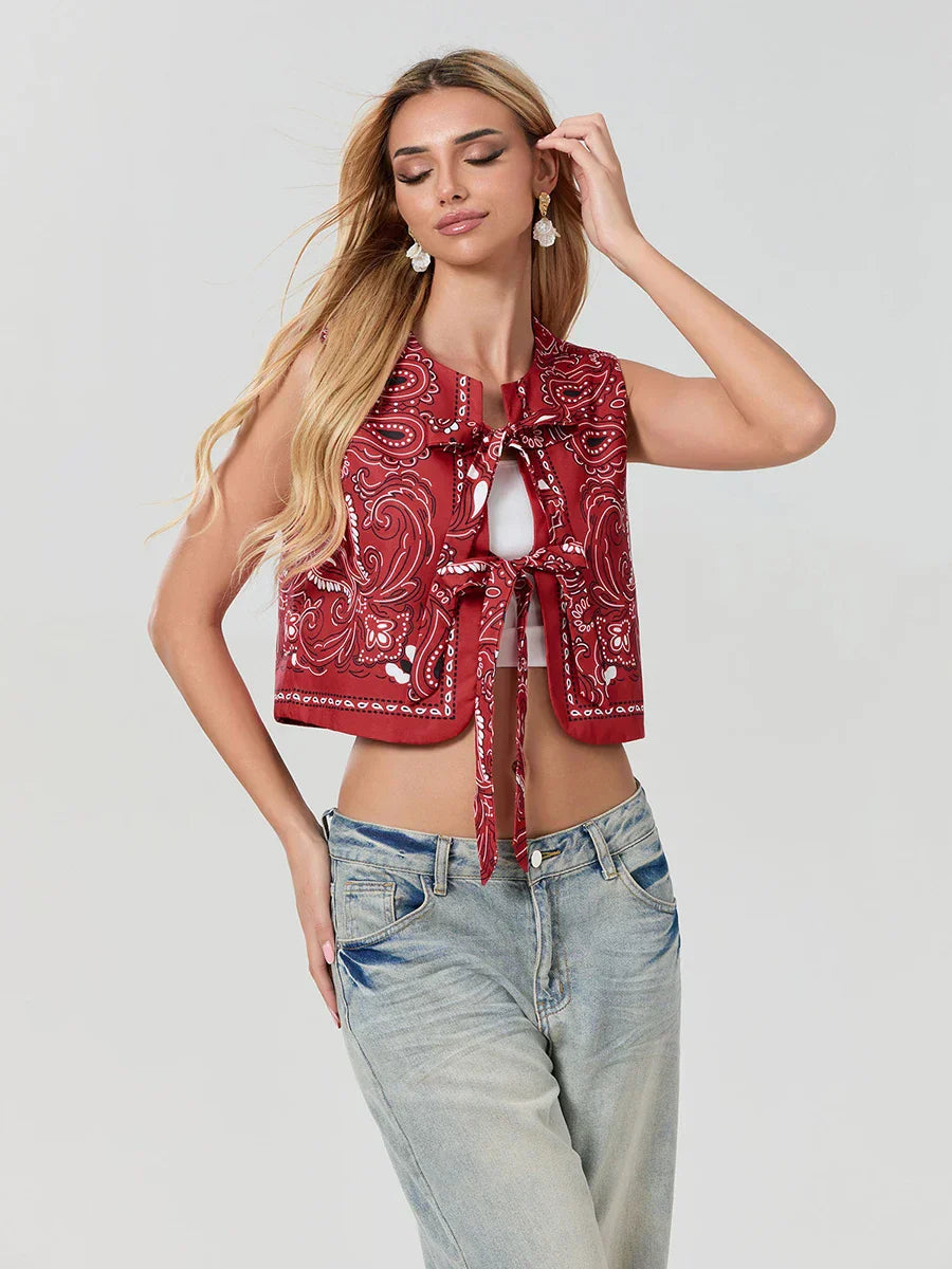 Y2K červený bandana zavinovací top – trendy cropovaný streetwear horní díl - Liora