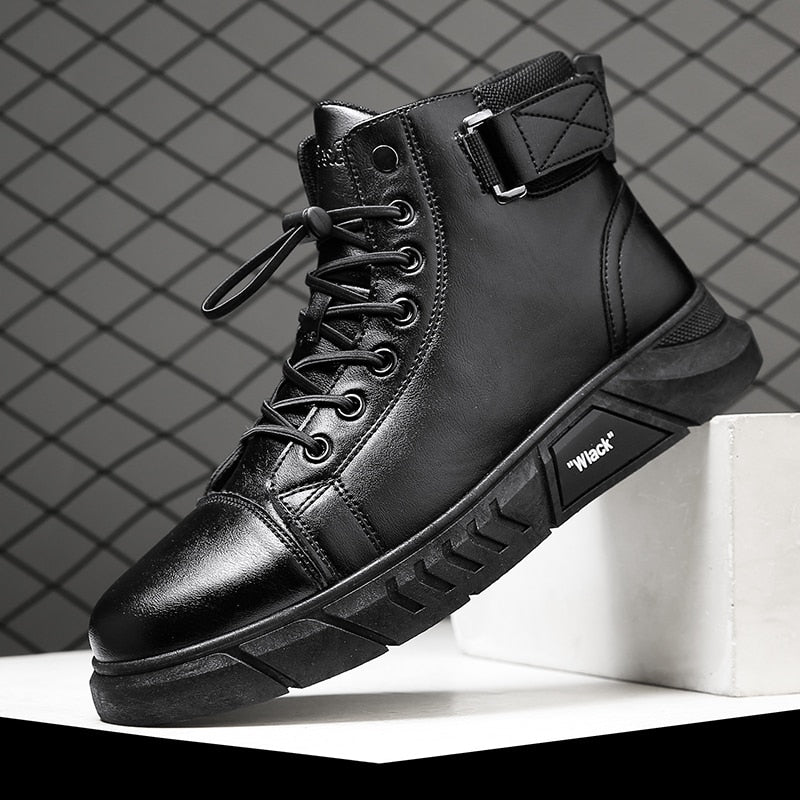 Schwarzer Herren-Sneaker-Stiefel, Leder, Schnürung, modisch, robust, rutschfeste Sohle.