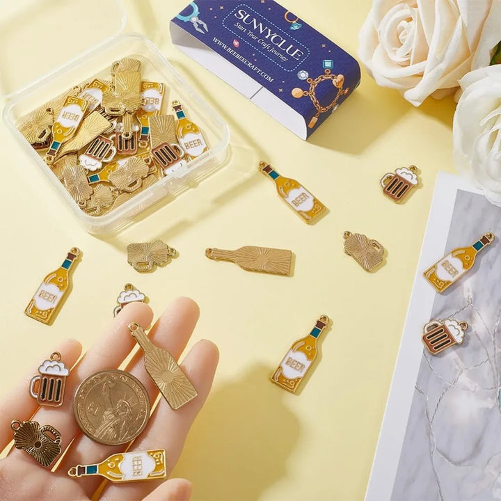 Závěsný stojan na šperky v designu piva (40-set) – ProstCharms Oktoberfest 2025