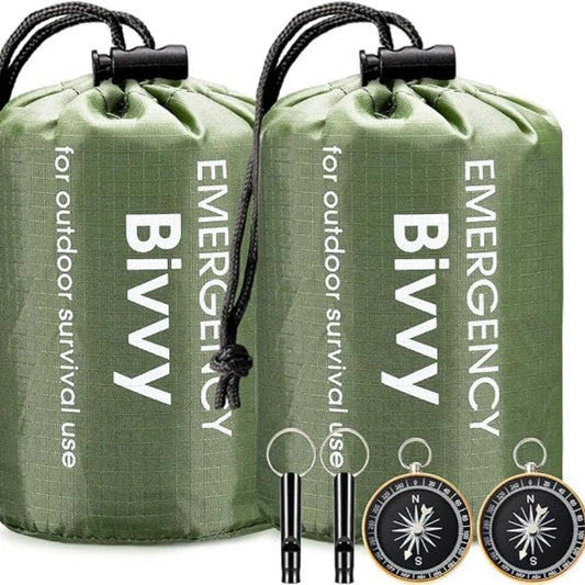 Grünes Notfall-Biwaksack-Set mit Kompass, Outdoor-Überlebensausrüstung.