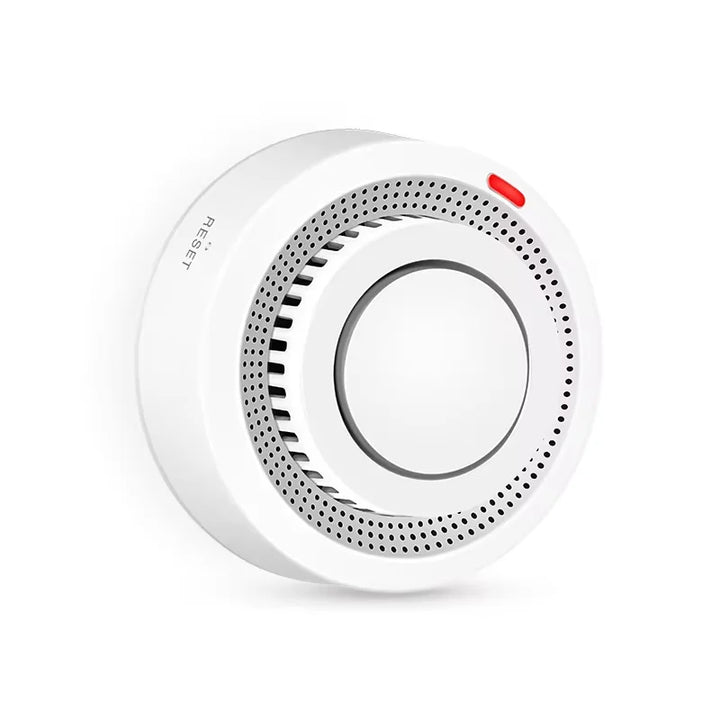 Inteligentní WiFi kouřový a požární hlásič 85 dB – SafeSense