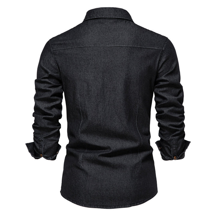 Schwarzes Herren-Jeanshemd, langärmelig, Knopfleiste, Freizeitmode, Rückansicht.