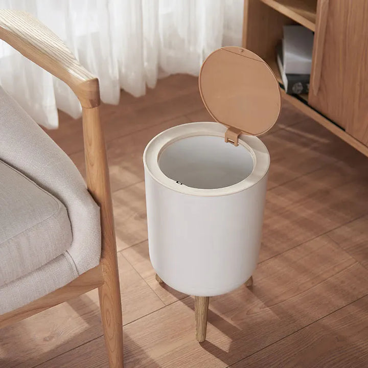 Dřevěný odpadkový koš na vysoké nožce s víkem na stisk – EcoBin