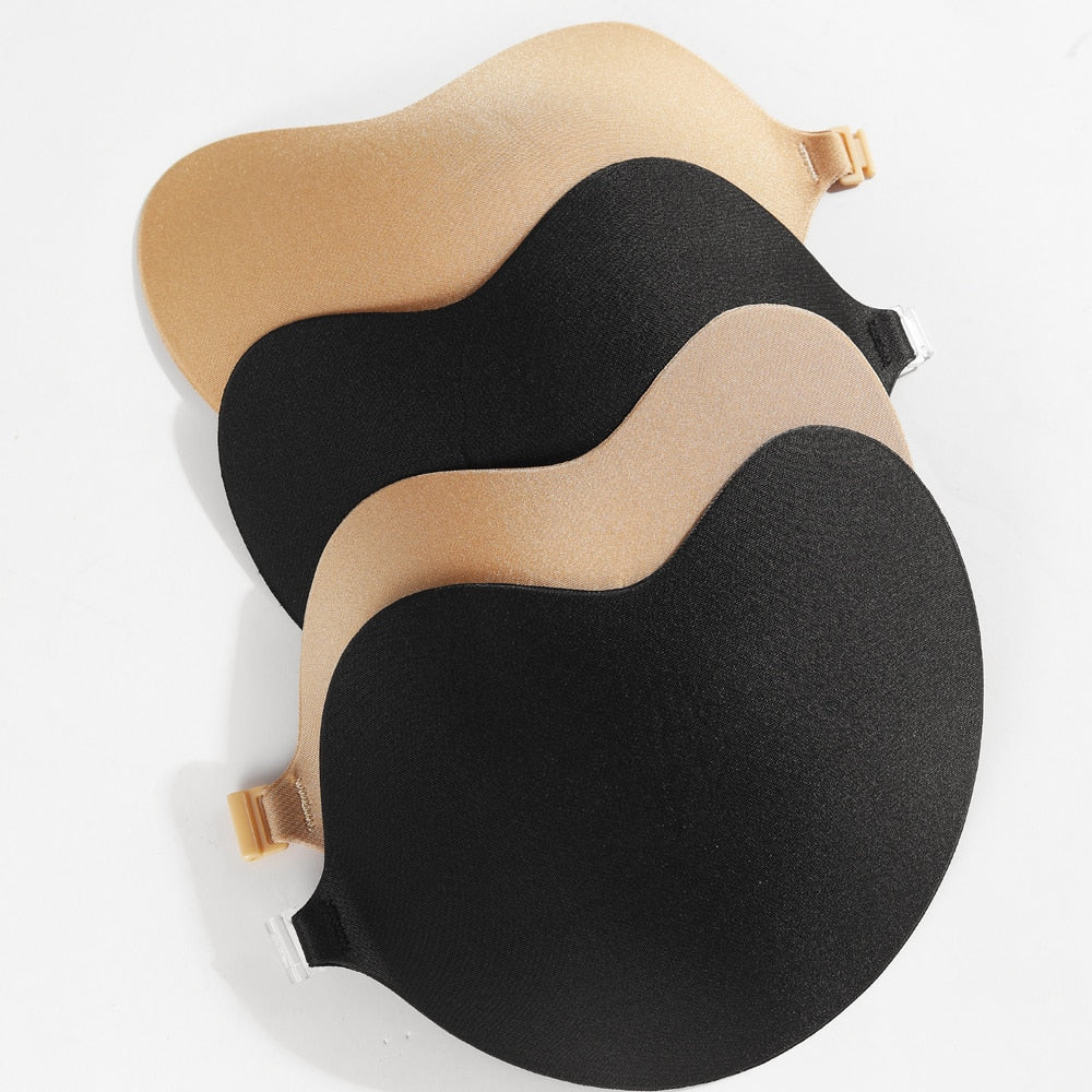 Nahtlose, trägerlose BH-Einlagen in Schwarz und Beige, unsichtbar, rutschfest, bequem.