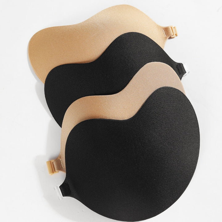 Nahtlose, trägerlose BH-Einlagen in Schwarz und Beige, unsichtbar, rutschfest, bequem.