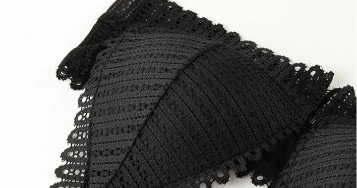 Schwarze Spitzenborte, gehäkelt, dekorativ, Stoffverzierung, DIY-Nähzubehör.