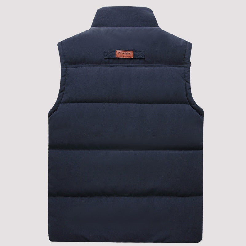 Dunkelblaue Herren-Steppweste, ärmellos, mit Stehkragen, ideal für Herbst und Winter.