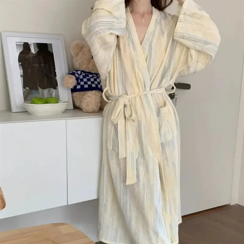 Uvolněný dámský letní župan s kimono designem – Hana